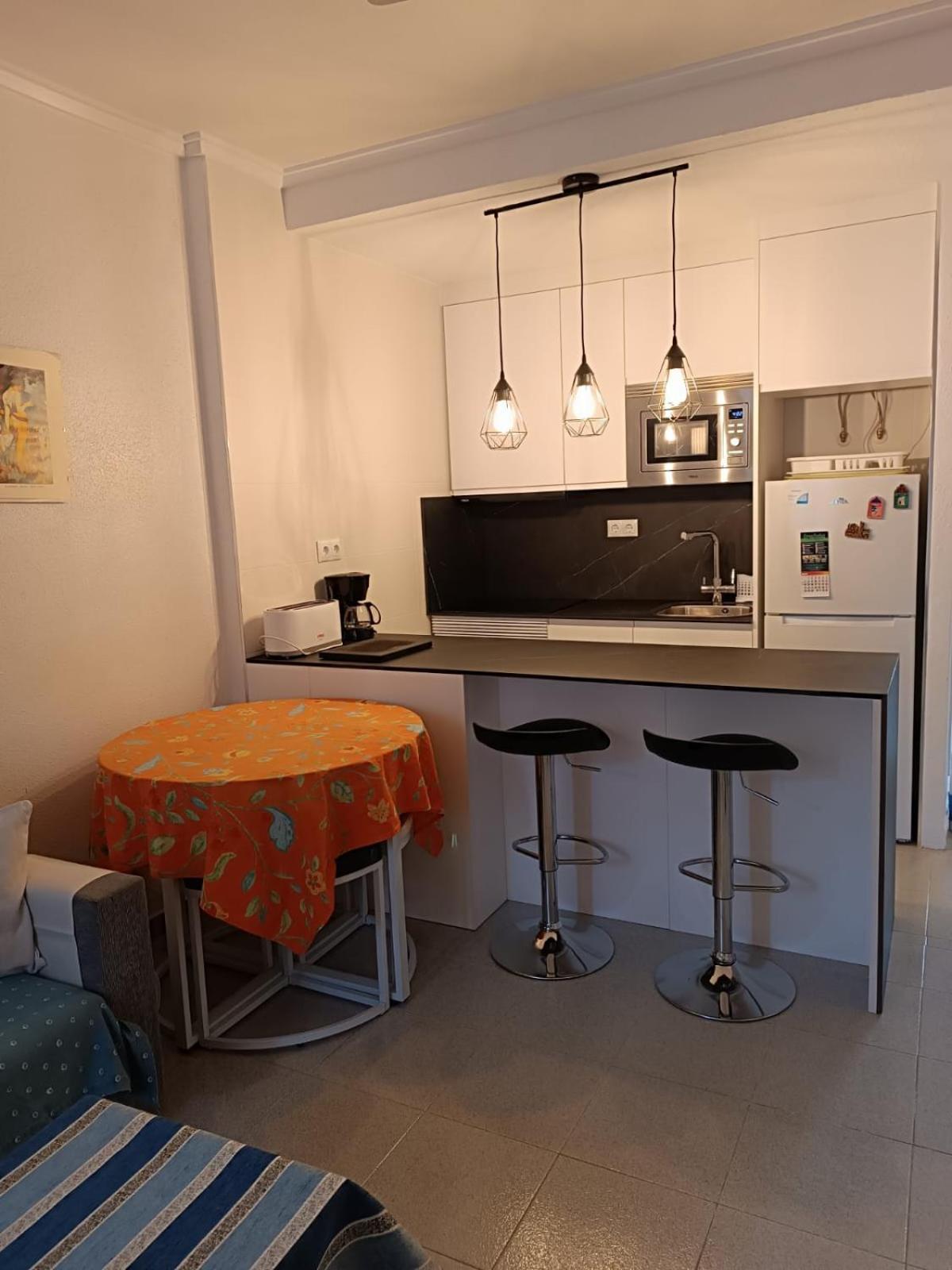 Residencia Alhambra Los Cisnes 또레비에하 외부 사진